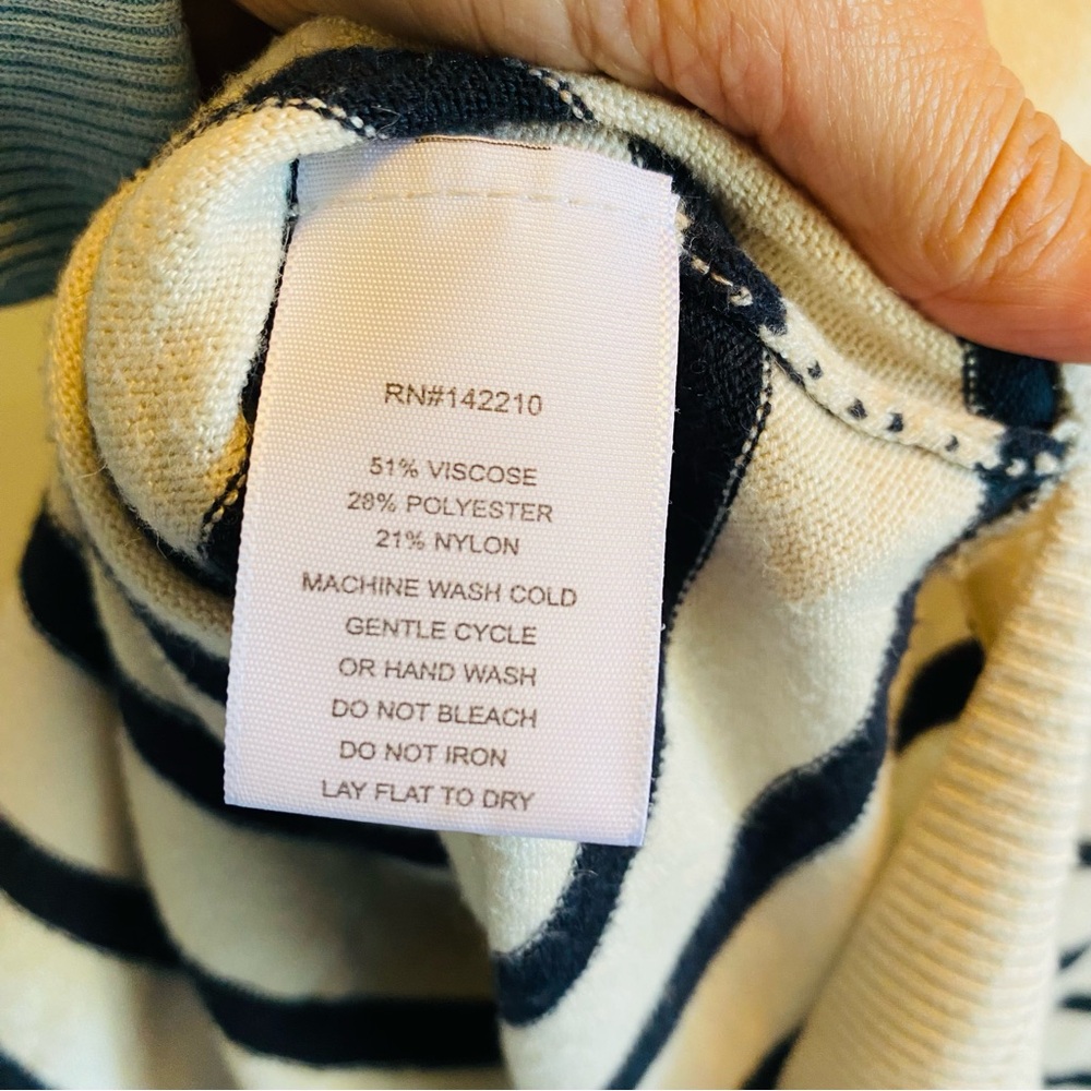 Mersea Striped V-Neck Sweater - Navy and White - Picture 8 of 8